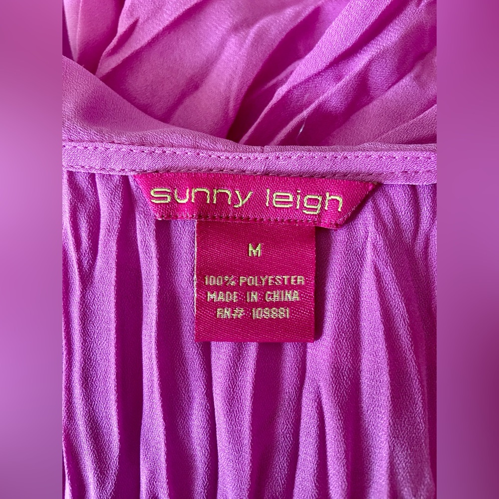 Feminine Pink Ruffle Blouse - Picture 11 of 12